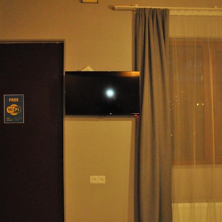 Cozy Apartment Tbilisi Esterno foto