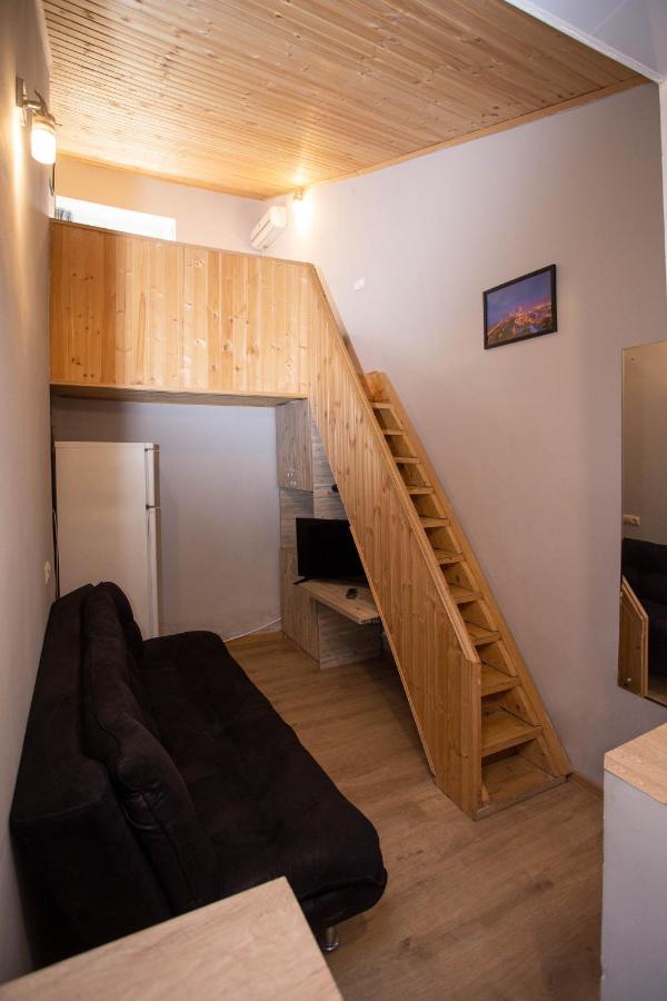Cozy Apartment Tbilisi Esterno foto