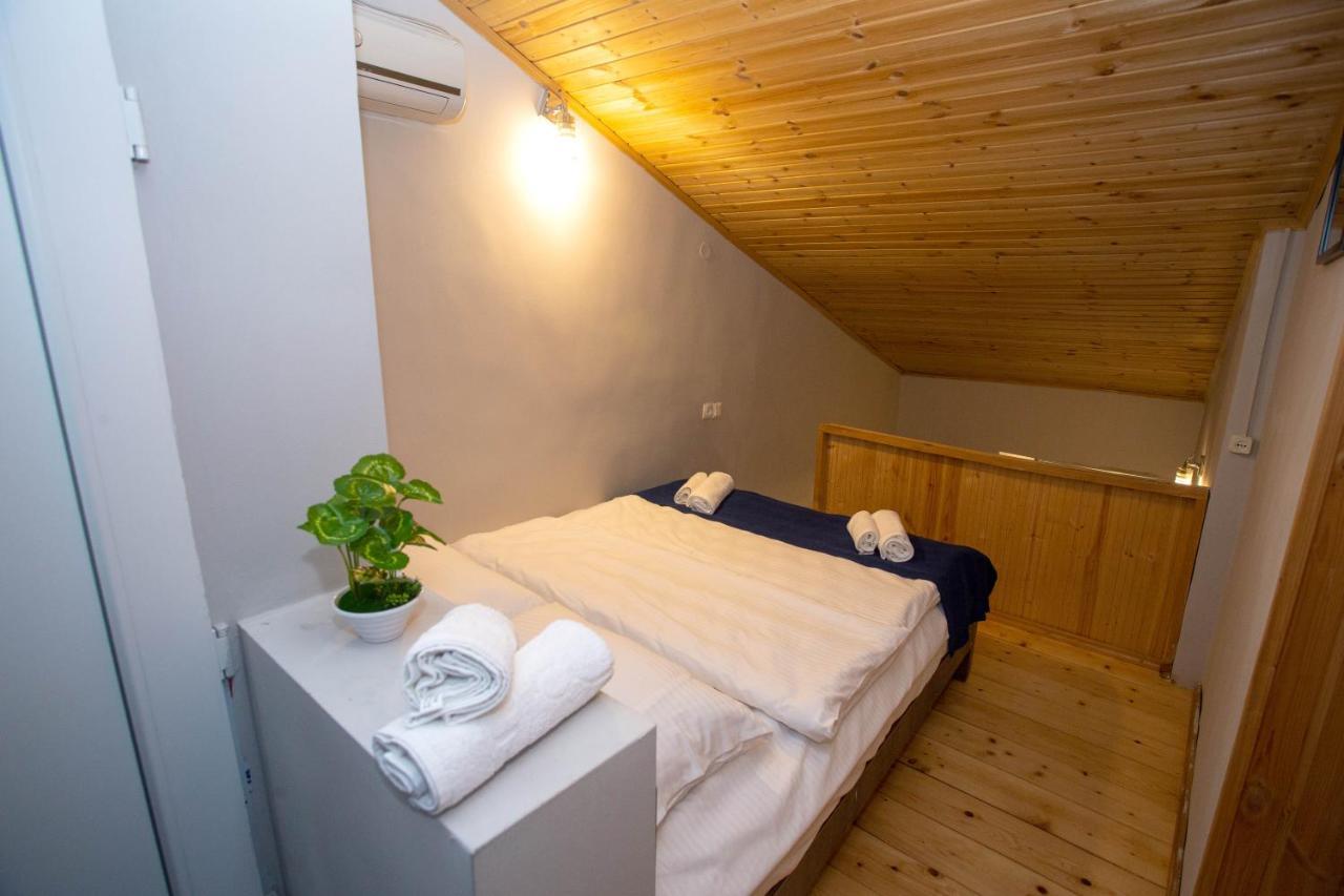 Cozy Apartment Tbilisi Esterno foto
