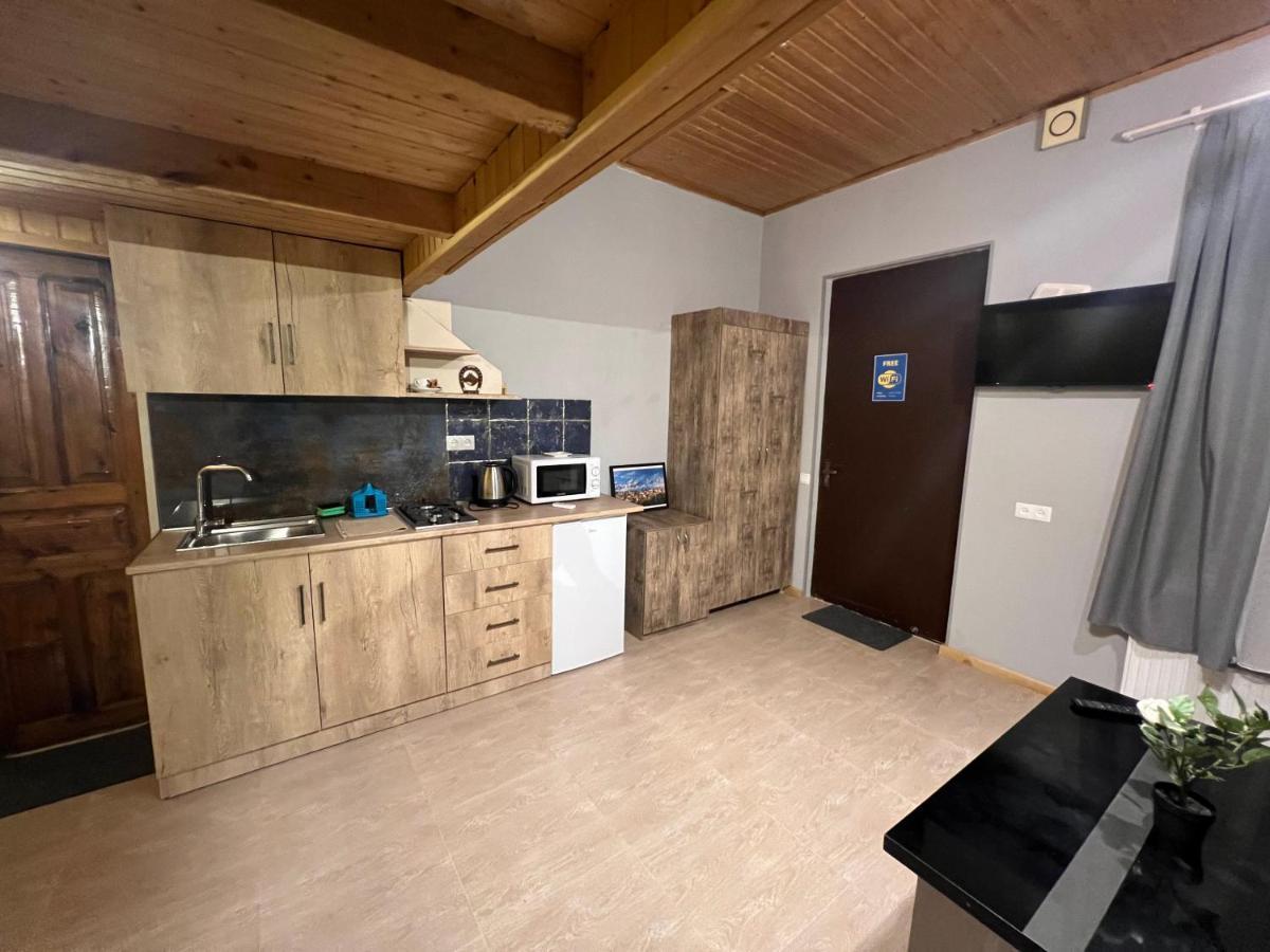 Cozy Apartment Tbilisi Esterno foto