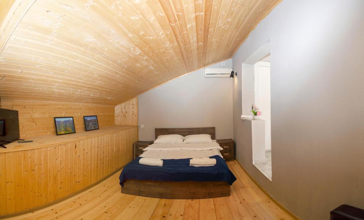 Cozy Apartment Tbilisi Esterno foto